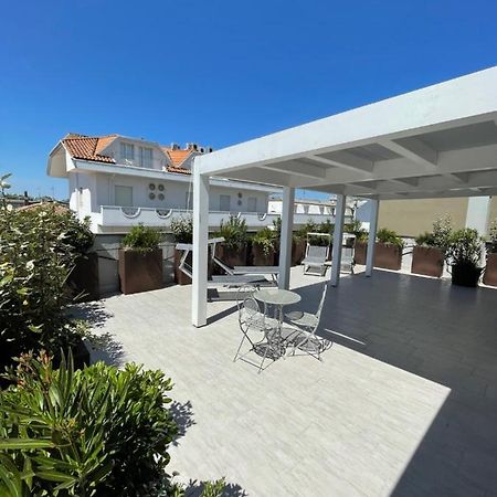 Casa Plauto Attico Senza Cucina Without Kichen Leilighet Bellaria-Igea Marina Eksteriør bilde
